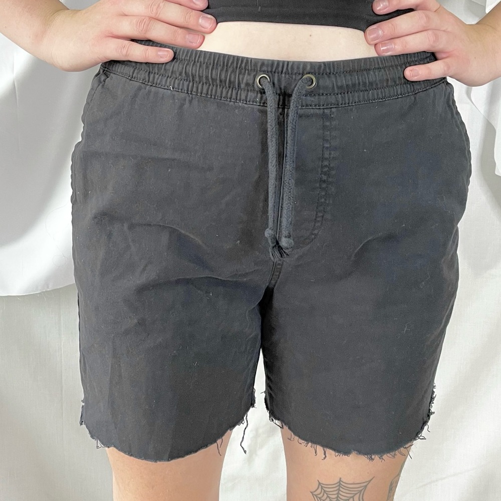 Black Elastic Waistband Cutoff Shorts - Large